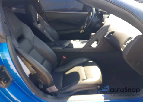 2016 Chevrolet Corvette Stingray из США, поврежденный, VIN 1G1YB2D7XG5107868